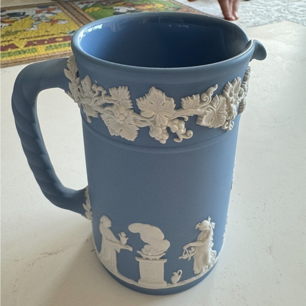 Vintage blue‎ and white jasperware Wedgwood mini vase pourer